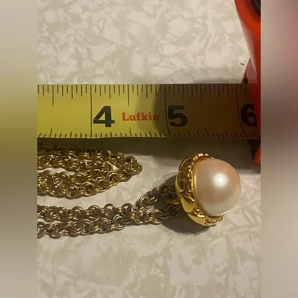 💎 Vintage Costume Acorn Faux Pearl Necklace #7516 - Picture 4 of 9